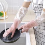 Washing untensil with wearing handgloves